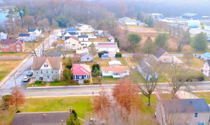 Aerial view of a small neighborhood in Newport, Delaware